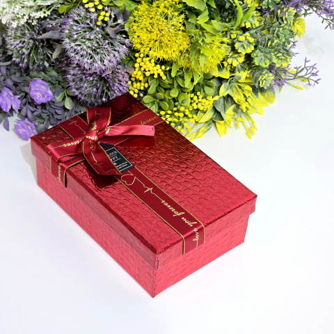 Cutie din carton rosu cu funda 23cm x 16cm x 10cm [2]