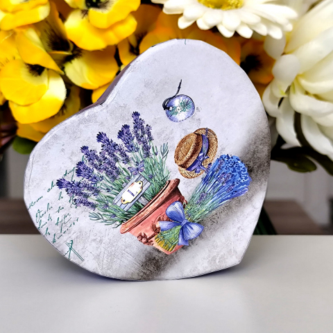 Cutie din carton inima model lavanda 15cm x 12cm x 7cm [2]