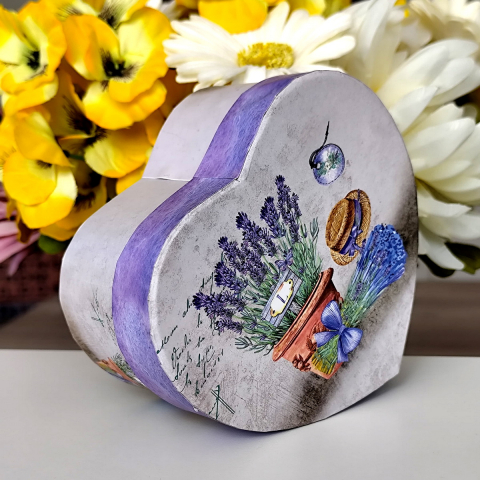 Cutie din carton inima model lavanda 11cm x 9cm x 5cm [5]