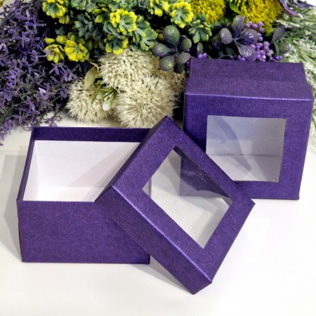 Cutii pentru cadouri - Cutie din carton mov inchis cu fereastra 8.5cm x 8.5cm x 6cm