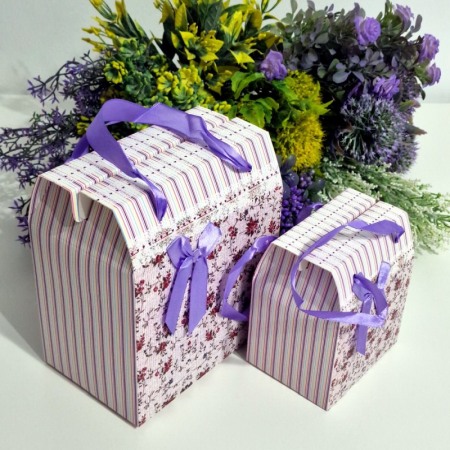 Cutie din carton plastifiat model floral cu funda mov 10cm x 7cm x 12cm [5]