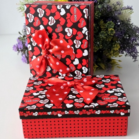 Cutie din carton rosu cu inimi rosii si albe 19cm x 11,5cm x 6,5cm [4]
