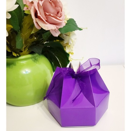 Cutie pentru cadouri hexagonala din carton mov [3]