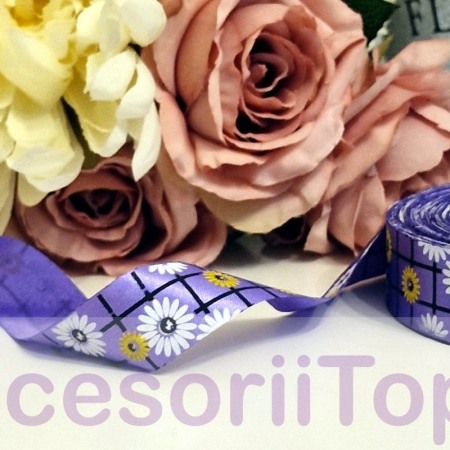 Panglici decorative - Panglica mov din satin cu flori