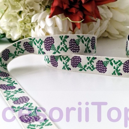 Panglici decorative - Panglica tesuta cu garoafe mov pe fond alb