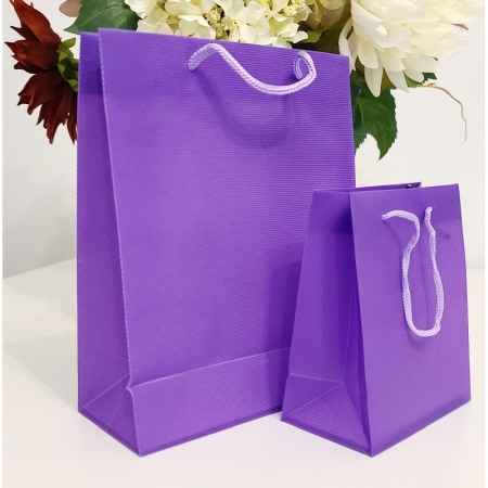 Punga plastifiata mov cu maner 14cm x 11,5cm [1]