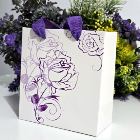 Pungi pentru cadouri - Pungi din carton alb cu model trandafir mov  15cm x 14cm