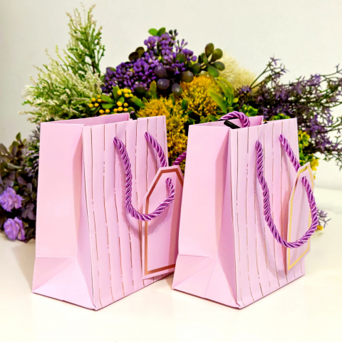 Pungi din carton mov cu eticheta 15cm x 12cm [6]