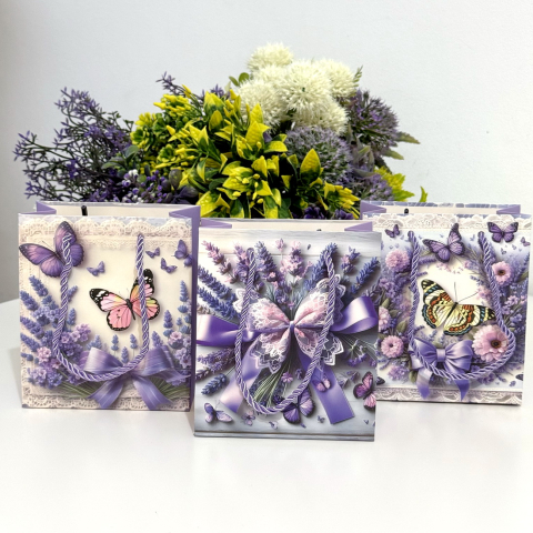 Accesorii din hartie si carton - Pungi din carton model lavanda cu fluturi 14cm x 12cm