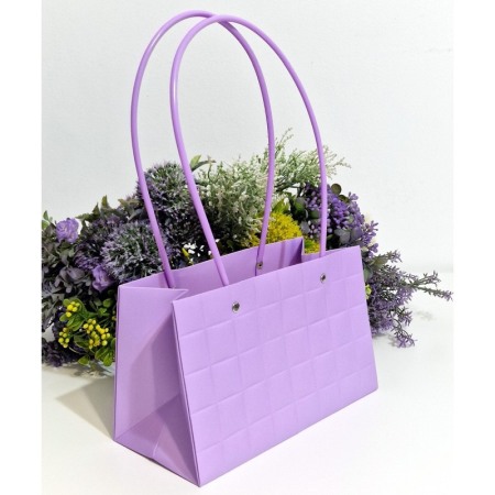 Pungi din carton plastifiat mov cu manere din plastic 22cm x 13,5cm