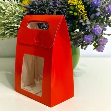 Pungi din carton rosu cu fereastra si inchidere 20cm x 13.5cm [1]