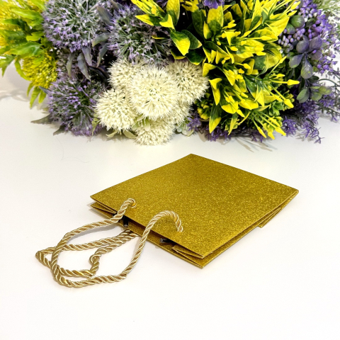 Pungi din carton auriu cu sclipici 14cm x 12cm [7]