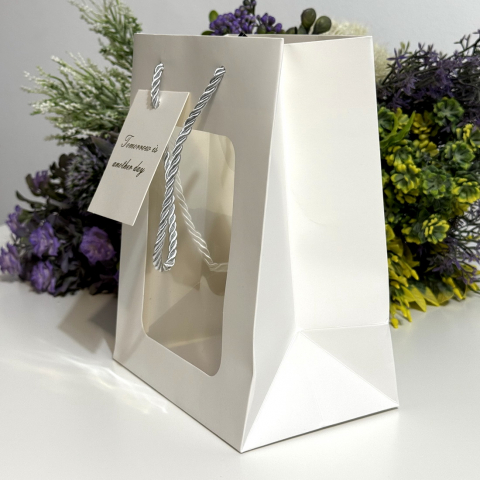 Pungi din hartie cartonata alba cu fereastra 20cm x 15cm x 10cm [3]