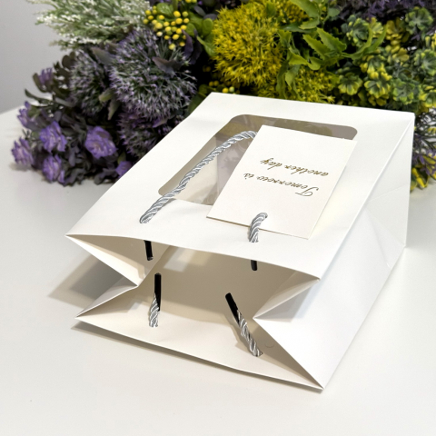 Pungi din hartie cartonata alba cu fereastra 20cm x 15cm x 10cm [4]