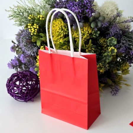 Acasa - Pungi din hartie rosie pentru cadouri 15cm x 12cm