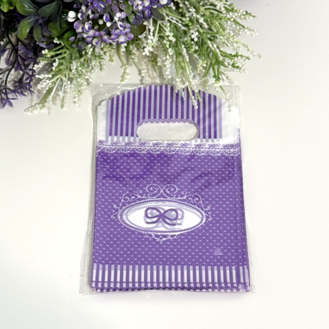 Set 50 pungi din plastic mov cu funda 15cm x 9cm