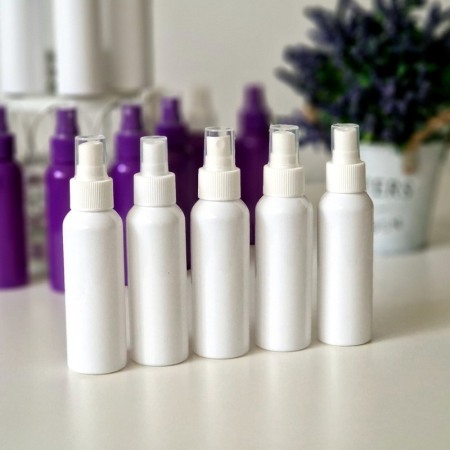 Flacoane cu pulverizator tip spray 100 ml - Set 50 flacoane albe 100 ml cu pulverizator alb tip spray