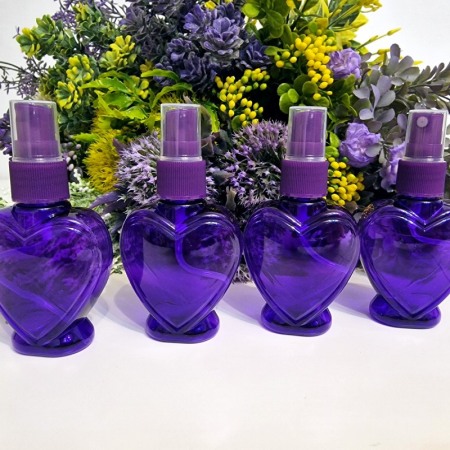 Set 50 flacoane mov 60 ml forma inima cu pulverizator mov tip spray [3]