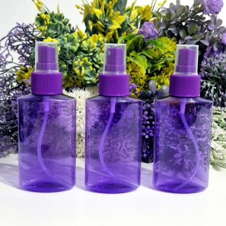 Flacoane cu pulverizator tip spray 100 ml - Set 50 flacoane mov plate 100 ml cu pulverizator mov tip spray