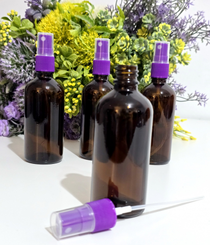 Sticla bruna cu pulverizator mov 100 ml din sticla [4]