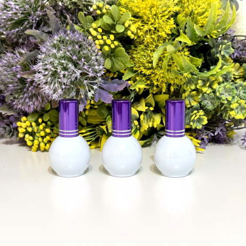 Noutăți - Sticlute din sticla mov 10 ml cu pulverizator pentru parfum