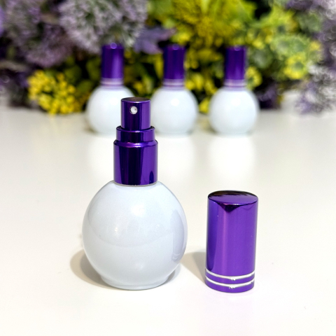 Sticlute din sticla mov 10 ml cu pulverizator pentru parfum [1]