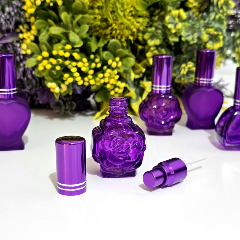 Sticlute din sticla mov 12 ml cu pulverizator pentru parfum [2]