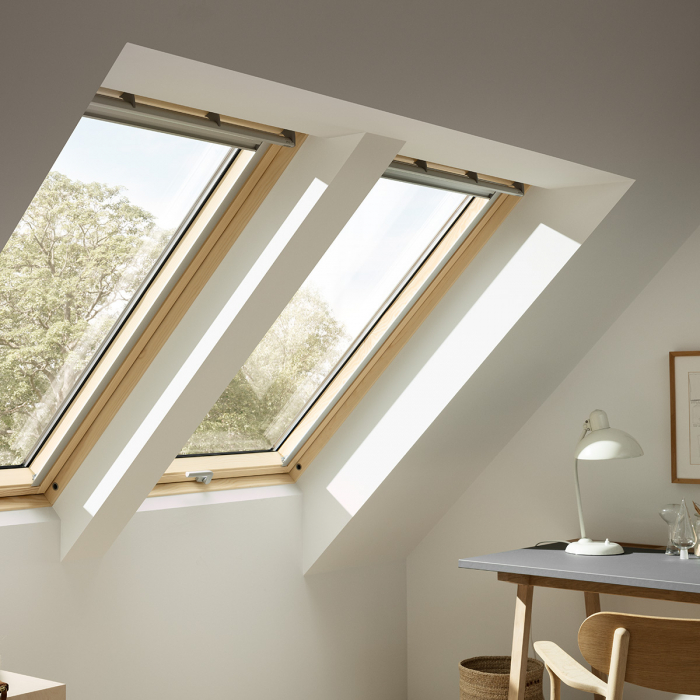 Fereastra de mansarda Premium VELUX GPL 3068, operare de jos [6]