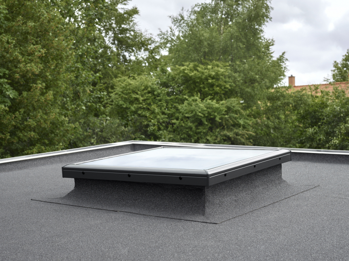 Fereastra VELUX cu protectie din sticla plata [2]