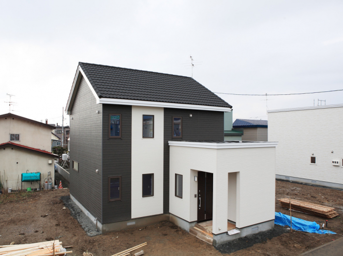 tigla-metalica-gerard-milano-aspect-roman-clasic-garantie-50-ani.jpg [8]