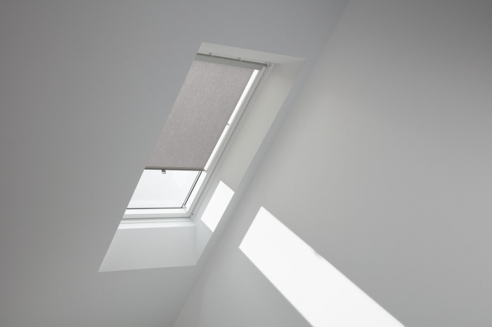Rulou semi-transparent cu cârlige VELUX [5]