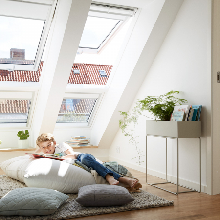 Ferestre de mansarda - Fereastra de mansarda Premium VELUX GPU 0068, operare de jos