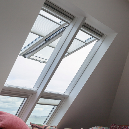 Fereastra de mansarda Premium VELUX GPU 0068, operare de jos [6]