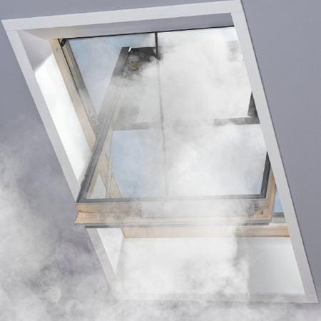 Ferestre de mansarda - Fereastra pentru evacuarea fumului VELUX GGL 306640