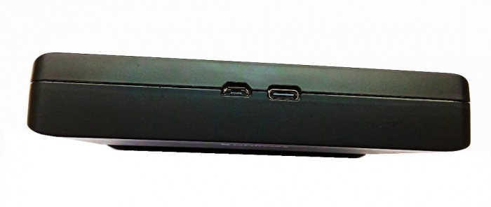 Incarcator Uniross compact pentru 8 celule AA,AAA [2]