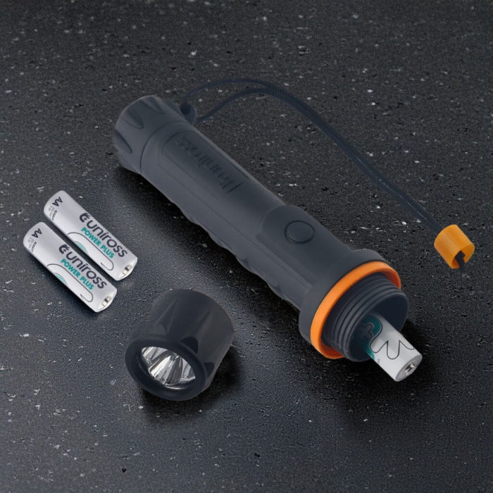 Lanterna Uniross rezistent la ploaie 3LED IP44 [4]