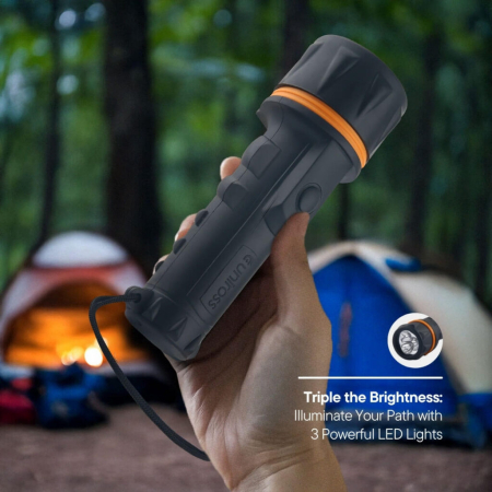 Lanterna Uniross rezistent la ploaie 3LED IP44 [1]