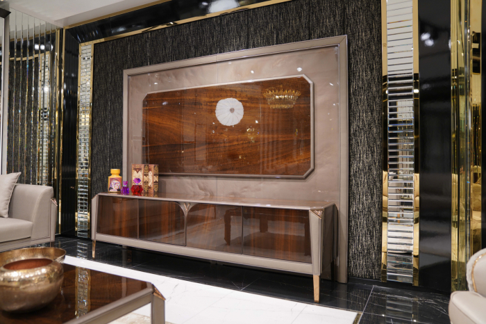 CONSOLA TV VERSACE [5]
