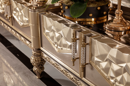 CONSOLA TV BACARAT [3]