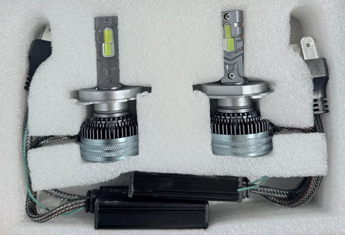 Set 2 Becuri LED Auto H7 Y10 APP LED cu aplicatie 300W, 35000 Lumeni, Alb sau Galben [3]