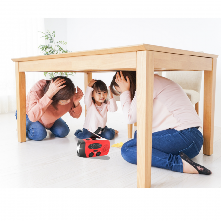 Radio de urgenta Multifunctional HM-071 rosu – solar, USB-C, lanterna, sirena, Power Bank [1]