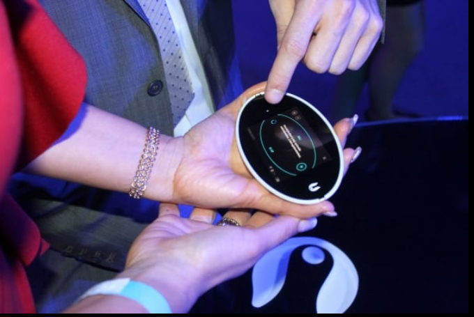 BioHarmonex (generatia a 4-a)  este un aparat cu rezonanţă magnetică. [4]