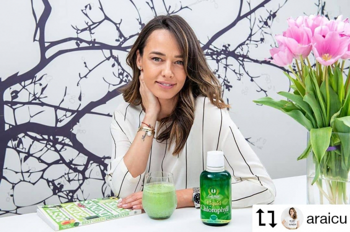 Liquid Chlorophyll, este un alcalinizant excelent cu efect detoxifiant şi uşor diuretic [2]