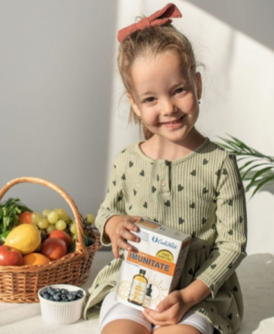 D-Drops Calivita conţine vitamina D3 extrasă din ficat de cod. [1]