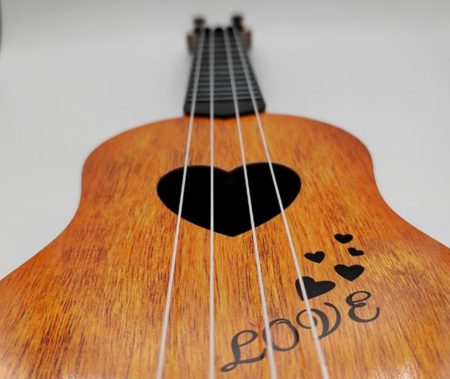 Chitara de jucarie cu corzi, din plastic, culoare maro-roscat, 34cm [1]