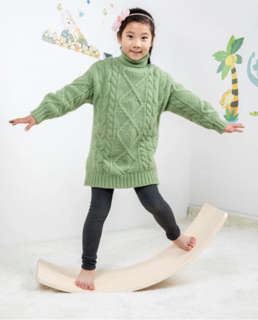 Jucarii interactive - Placa de echilibru si balans, lemn natur, 83x29.5cm, +3ani