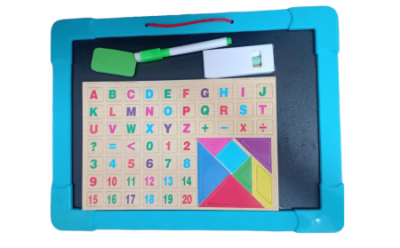Tabla 2 in 1, din lemn, contine litere si cifre magnetice, marker, creta si burete de sters, agatatoare, albastru, 43x33 cm [1]