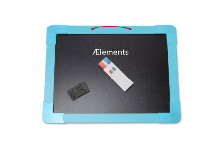 Tabla 2 in 1, din lemn, contine litere si cifre magnetice, marker, creta si burete de sters, agatatoare, albastru, 43x33 cm [2]