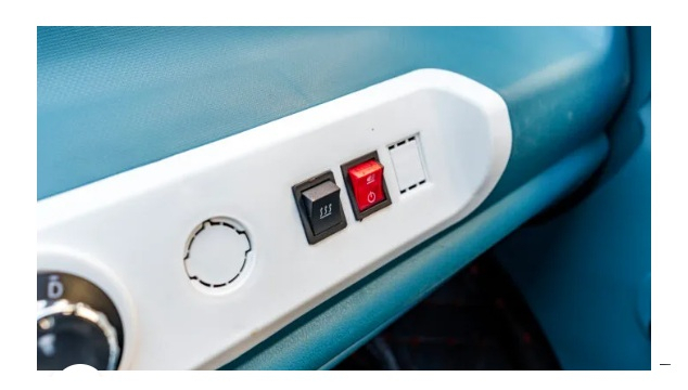 Camionetă electrică utilitară pentru transport marfă - vehicul comercial electric [14]