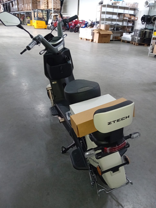 Scuter electric ZT-08 maxima 25 km/h fara permis [2]